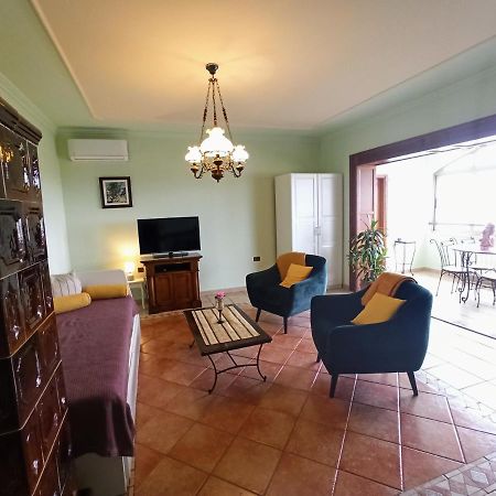 Villa Margerita With Private Pool, Yard And Parking Kaštelir Exteriér fotografie