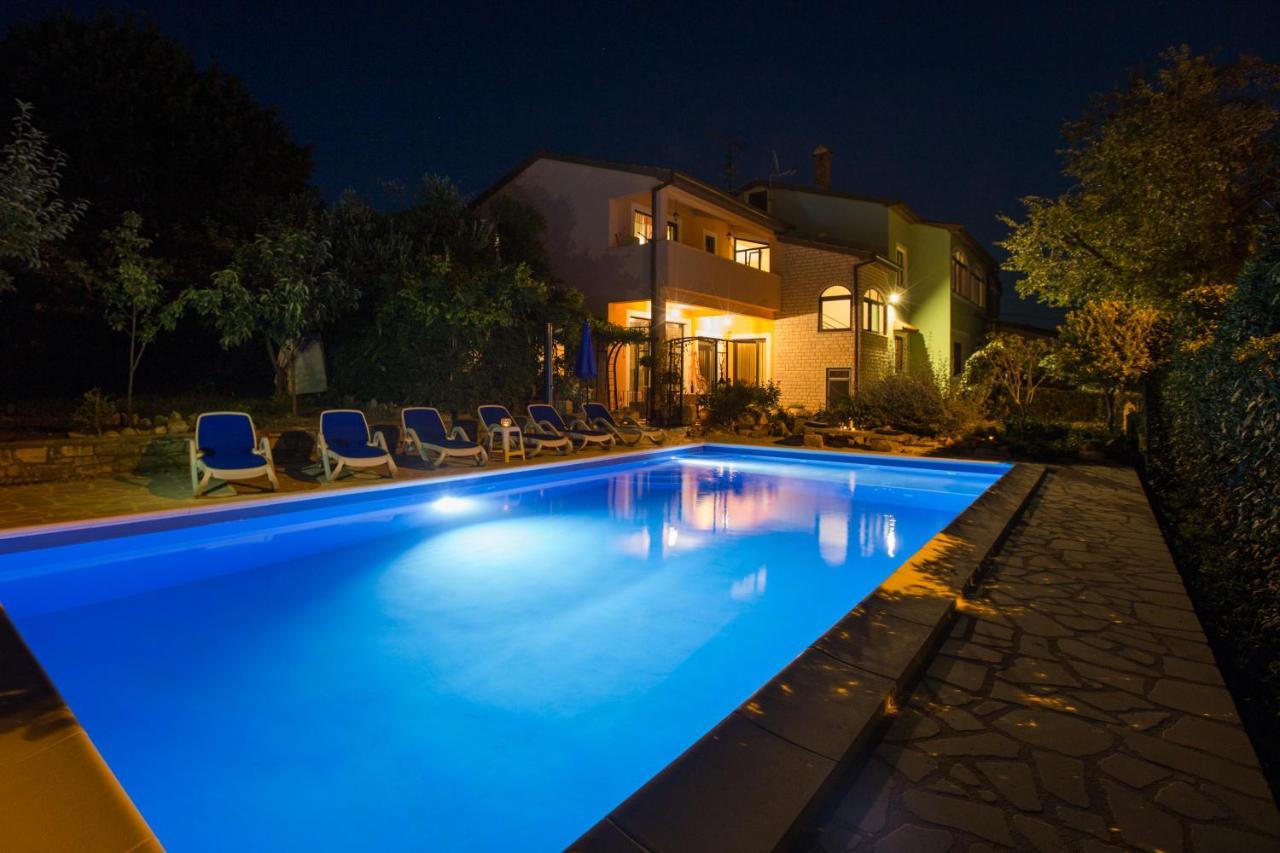 Villa Margerita With Private Pool, Yard And Parking Kaštelir Exteriér fotografie